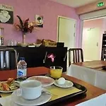 Hotel Contact - Prim - Reims Nord 3*