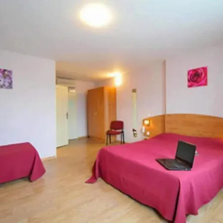 Hotel Contact - Prim - Reims Nord 3*