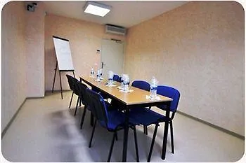 Hotel Contact - Prim - Reims Nord 3*