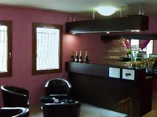 Contact - Prim - Reims Nord Ξενοδοχείο